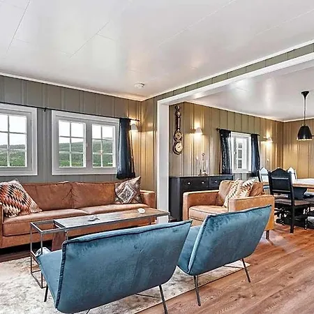 Hotell Basecamp Frich's Hjerkinn *