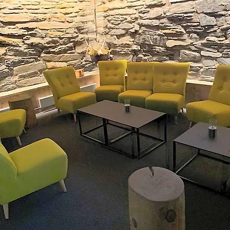 Hotell Basecamp Frich's Hjerkinn Dovre